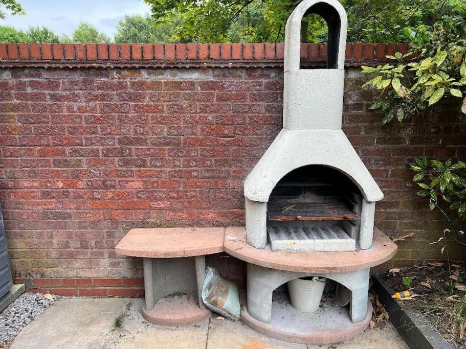 Well Presented 2 Bedroom House Village Holiday Let Strensall Esterno foto